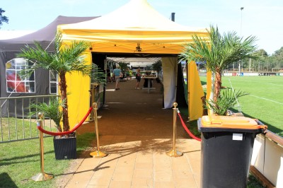 Spel Herdenking Zeskamp Feest